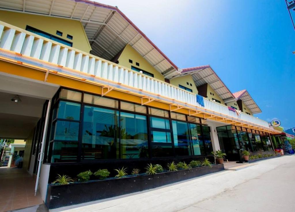Harmony Bed & Bakery Bed & Breakfast Koh Lipe Bagian luar foto